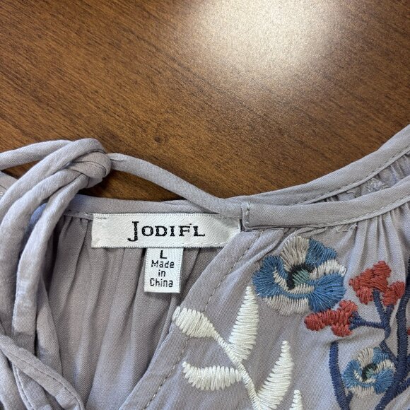 Jodifl Boho Embroidered Peasant Blouse Gray Floral Tassel Top Size Large - Picture 5 of 6